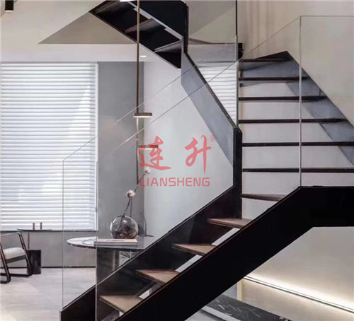 钢木结合楼梯